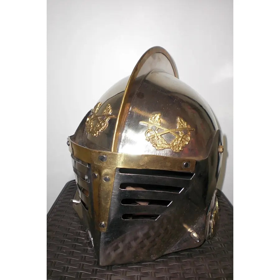 Casco Metal 04