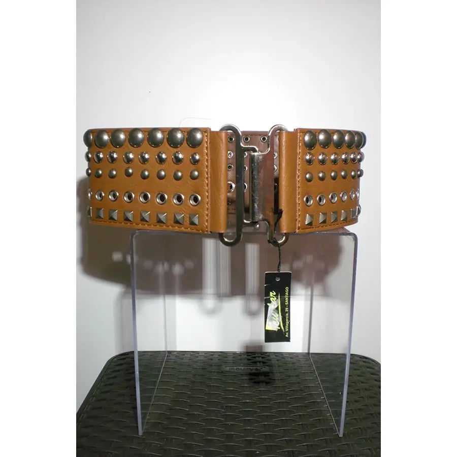Cinturon Tachuelas Marron