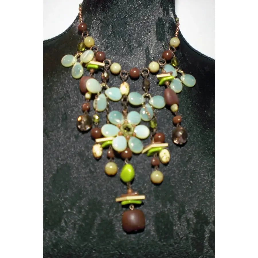 Collar Flores Verdes
