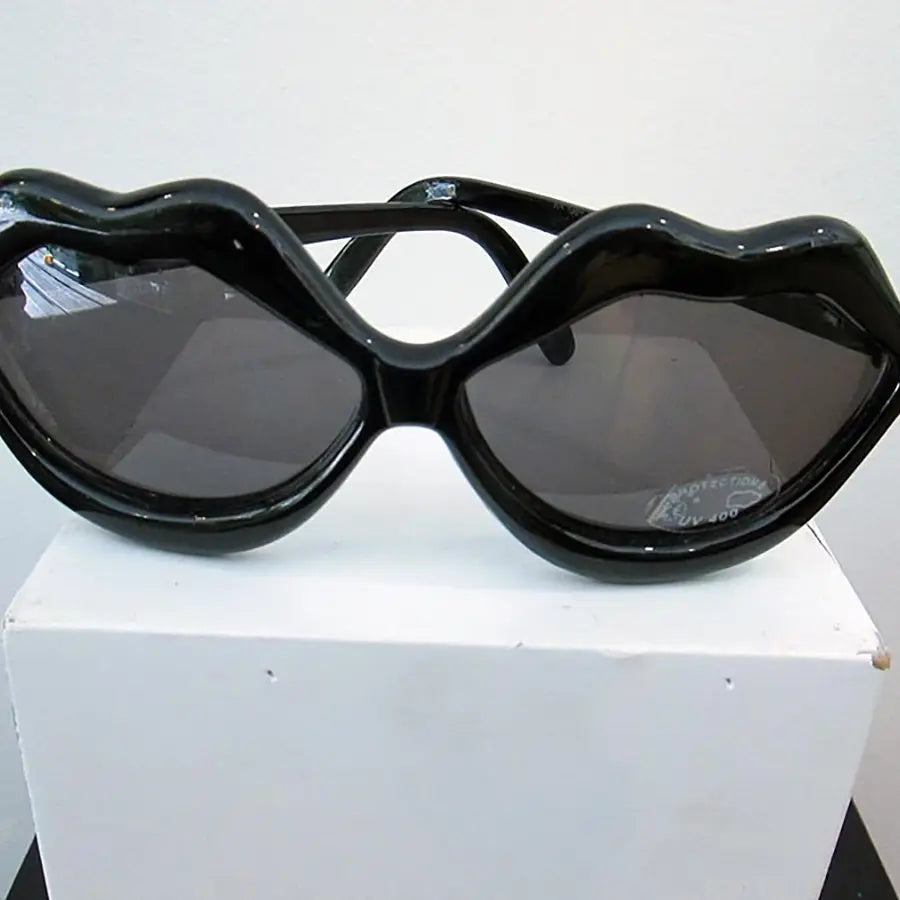 Glasses Lips