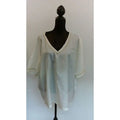 Disfraz Blusa Blanca Cuello Pico