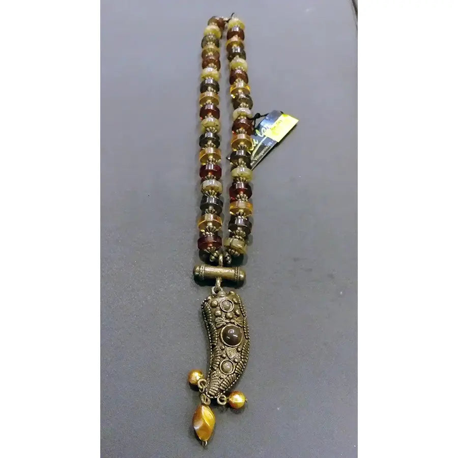 Collar Colmillo Dorado