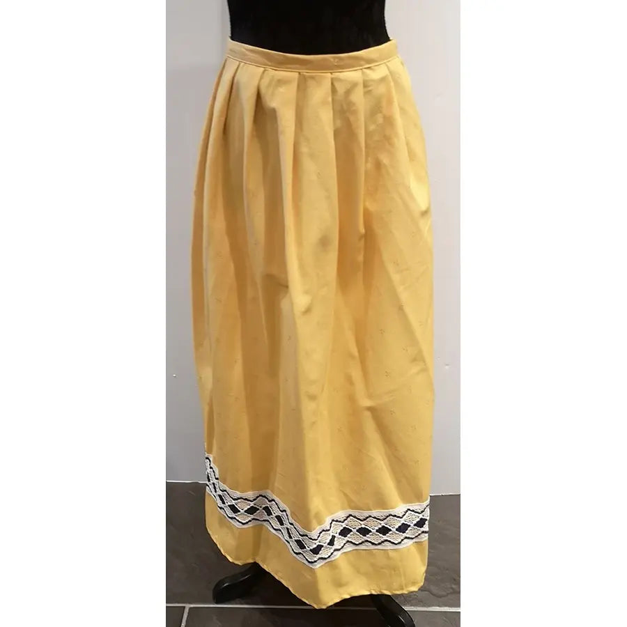 Costume Yellow Skirt Embroidered Nerva