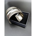 Brazalete Ancho Plateado Ondas