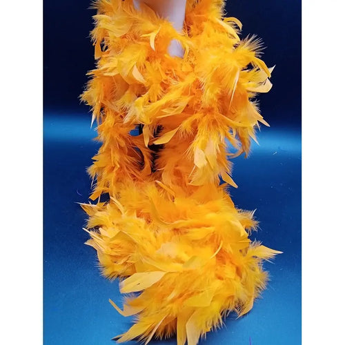 Boa Naranja Plumas