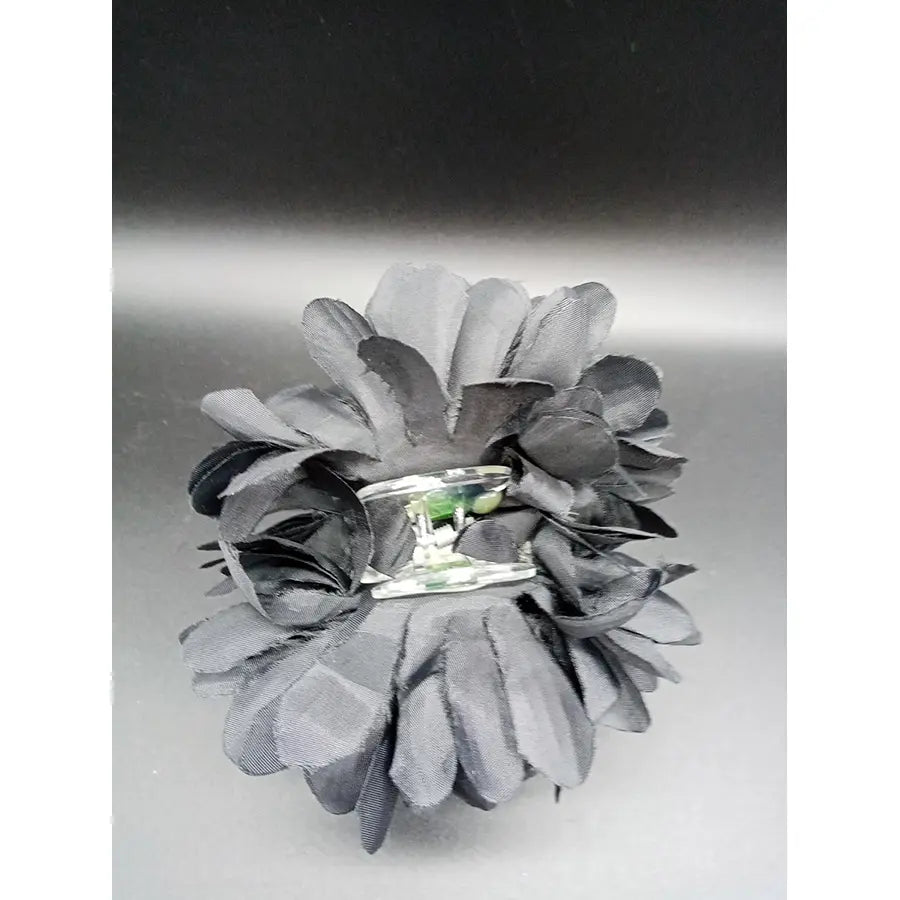 Flor Negra Con Pinza