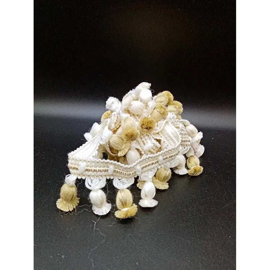 Fringe with Tassels One