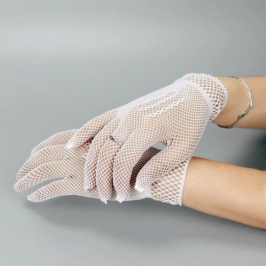 White Short Net Gloves.