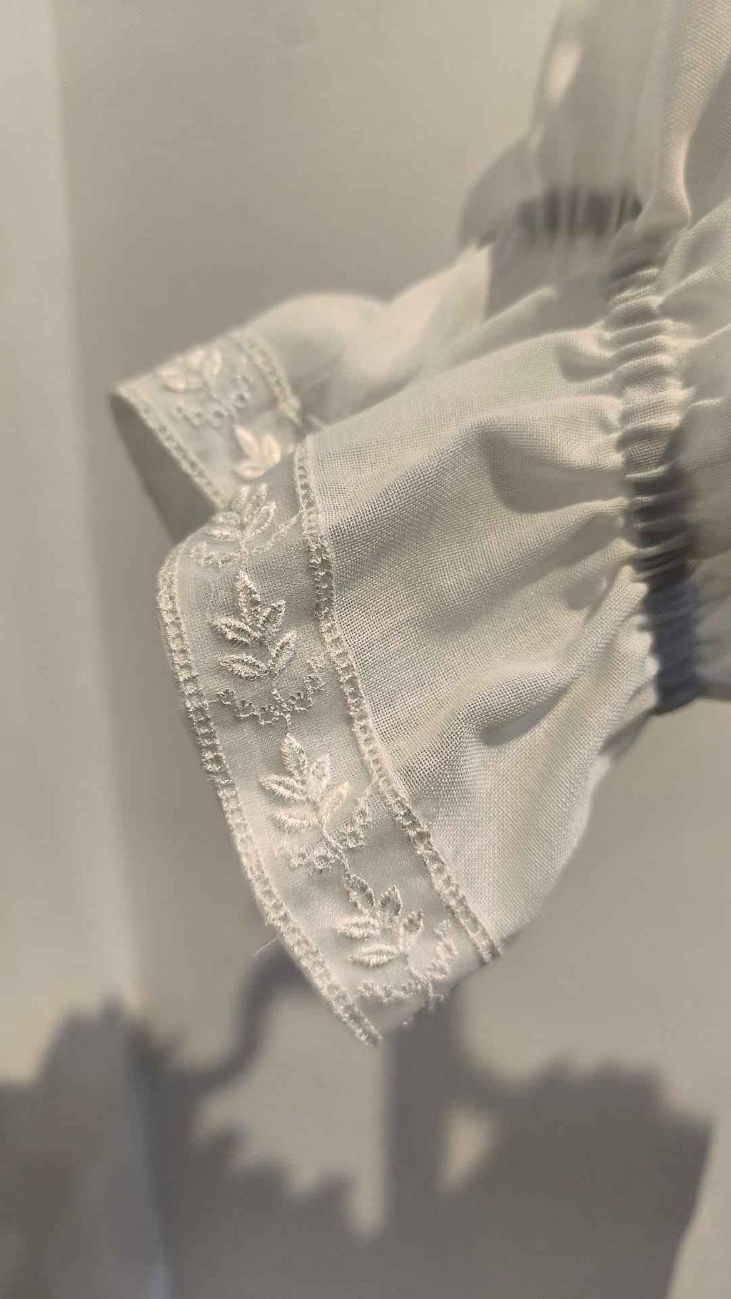 Camisa Medieval Blanca con Pasamanería