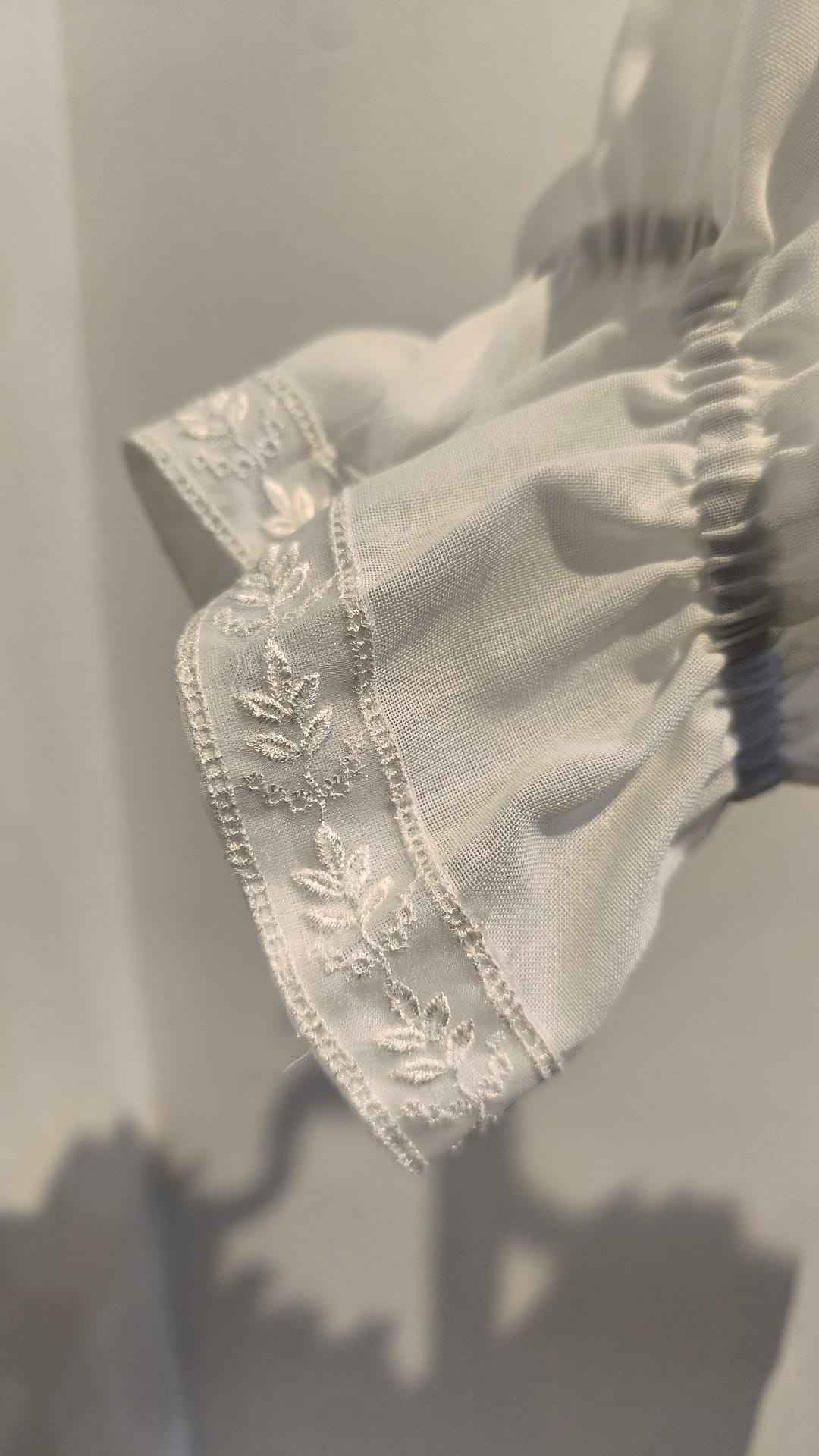 Camisa Medieval Blanca con Pasamanería
