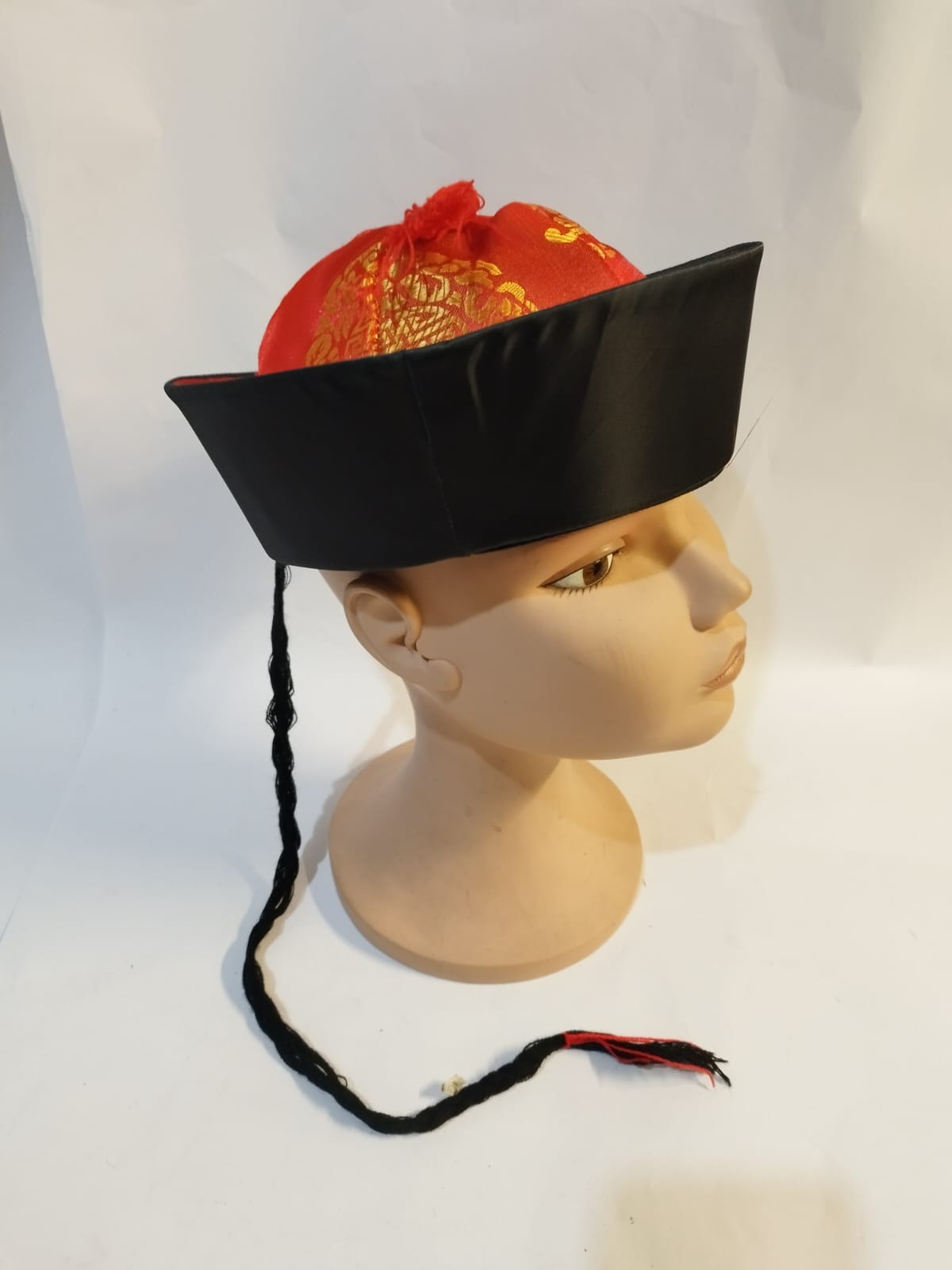 CHINESE PONYTAIL HAT BILBO