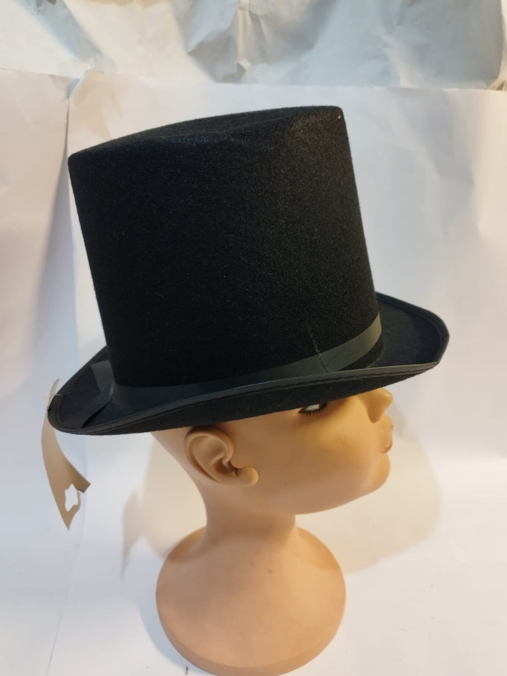 Maxi Black Top Hat