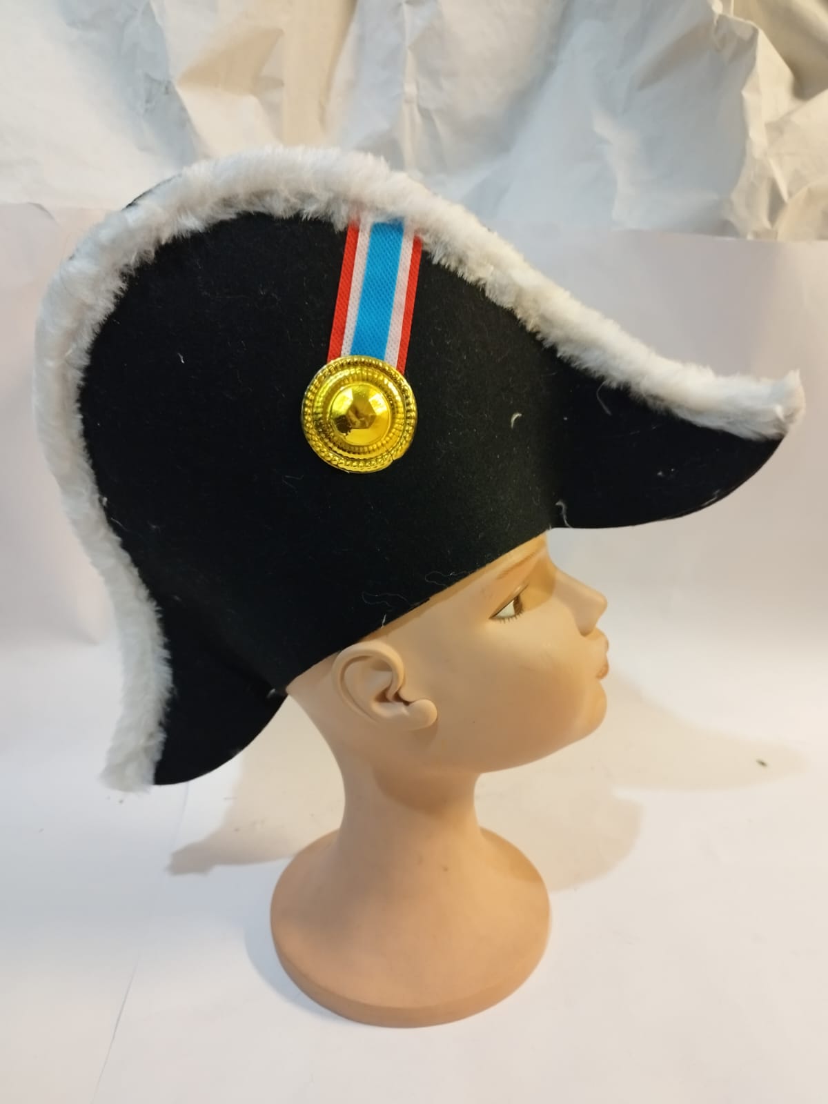 Sombrero Napoleón Bicornio con Medalla