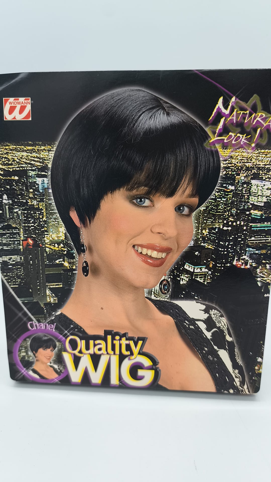 Peluca Chanel Negra Corta Bob – Widmann