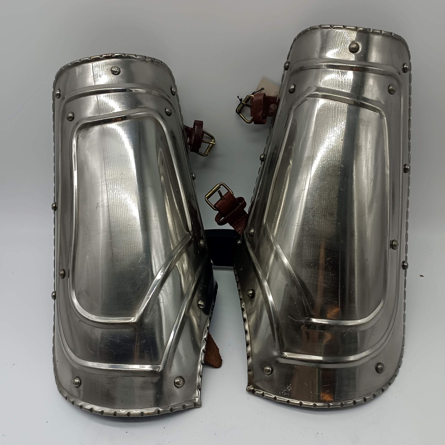 Shin guards Metal