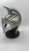 Casco Gladiador Romano Plateado con Soporte