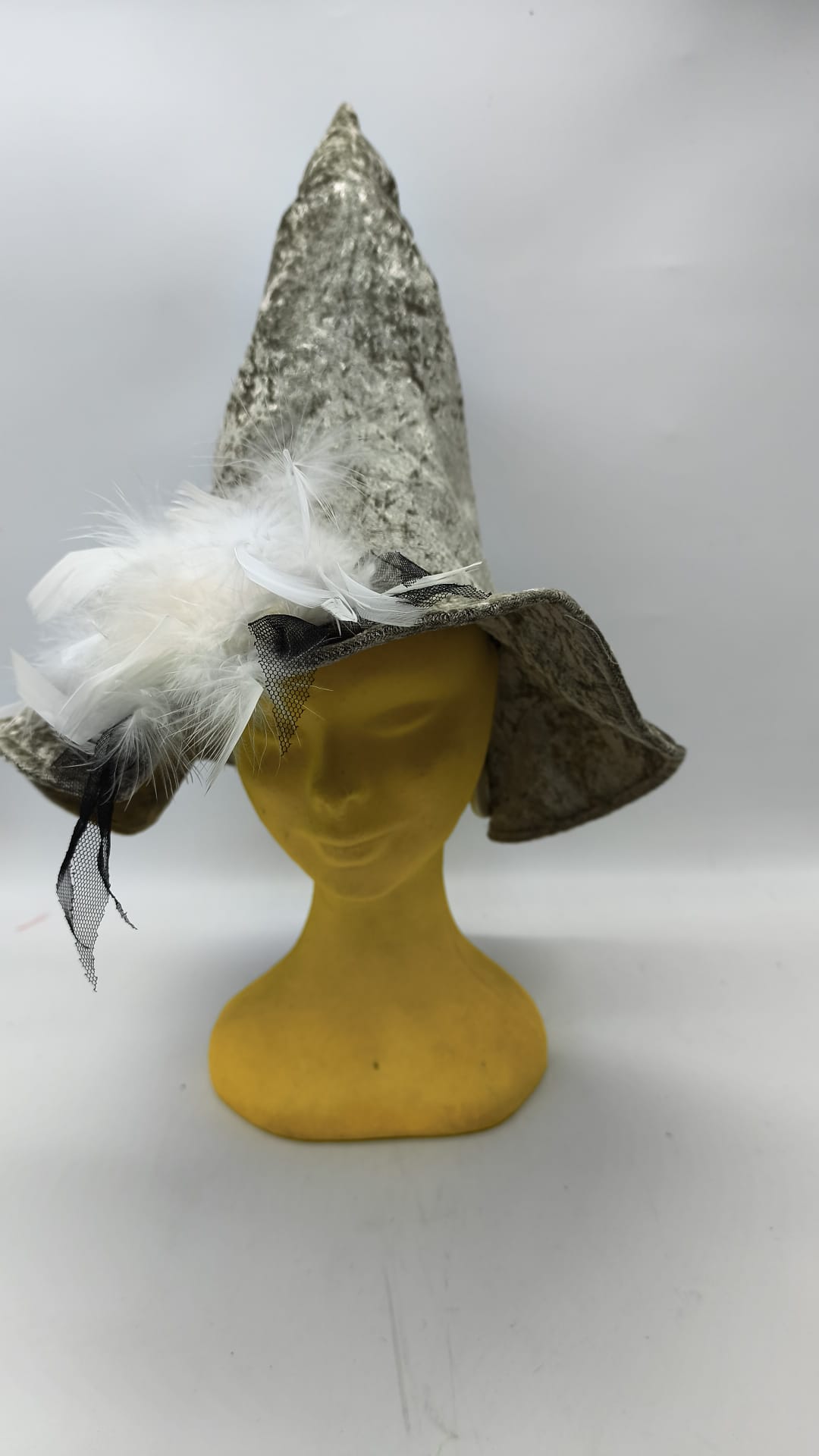gorro brujo-a