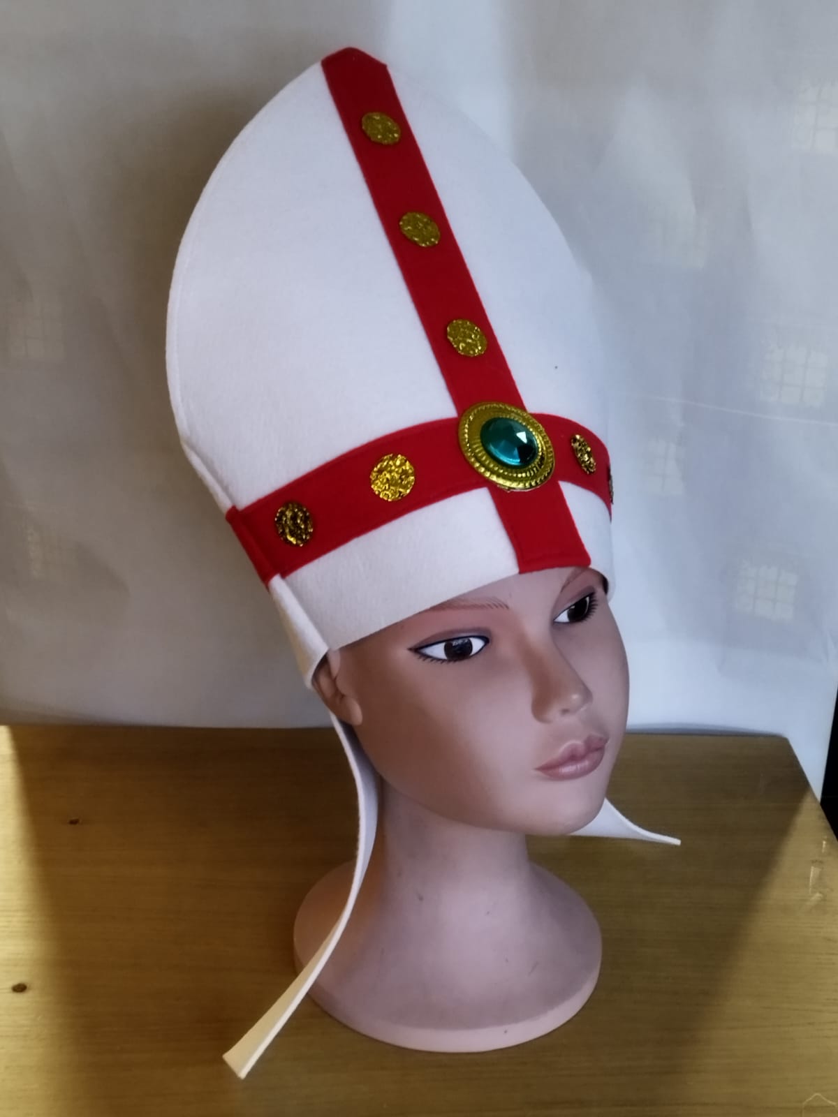 Mitra Papal