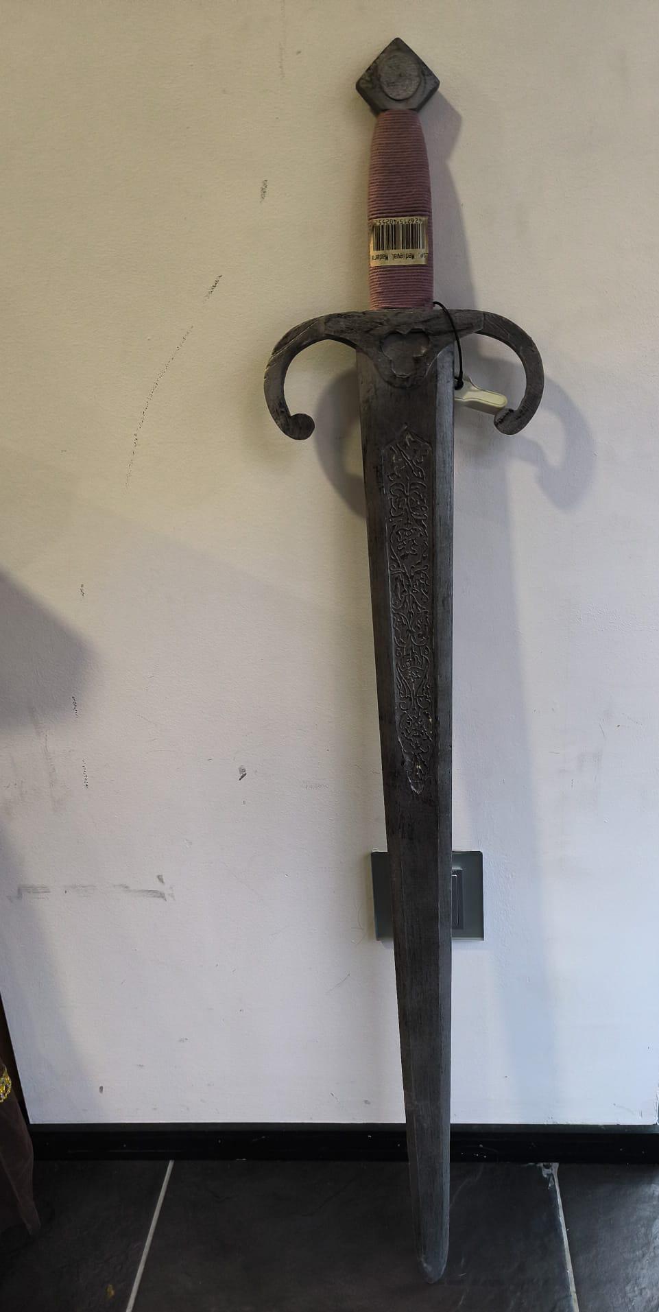 MEDIEVAL WOODEN SWORD