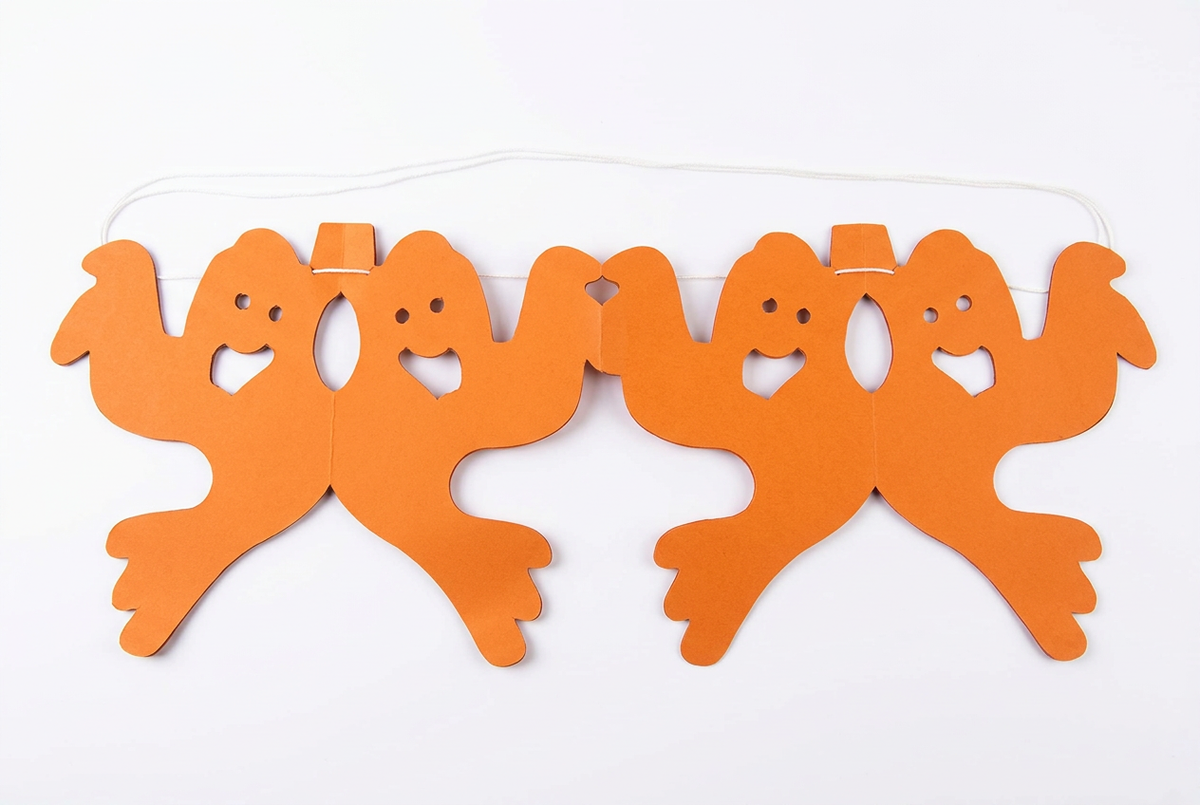 Ghost Garland Halloween Decoration