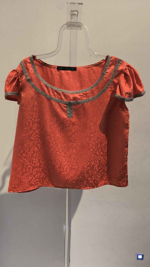 Camisa Medieval Salmón con Pasamanería Dorada